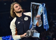 AYXapp下载-法网横扫年终总决赛，西西帕斯点燃赛场