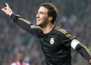 爱游戏在线-新王当立，爱德华兹总决赛接管之战，热火力克雄鹿书写新传奇