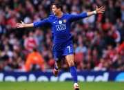 爱游戏大厅-北非之光闪耀欧洲之巅，阿尔及利亚强势晋级，欧冠决赛舞台迎来历史性焦点战