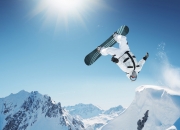 爱游戏APP-绝杀与惊艳，当德国战车撞碎樱花防线，许昕式弧线照亮绿茵场