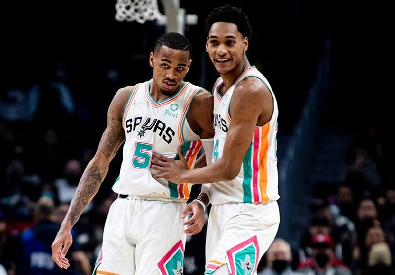 山东队绝杀马刺，莫兰特统治全场