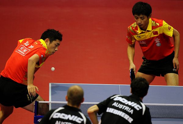 英格兰队碾压奥地利队，许昕点燃赛场