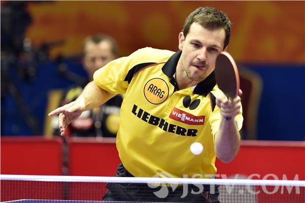 波兰队轻取瑞典队，波尔刷新纪录