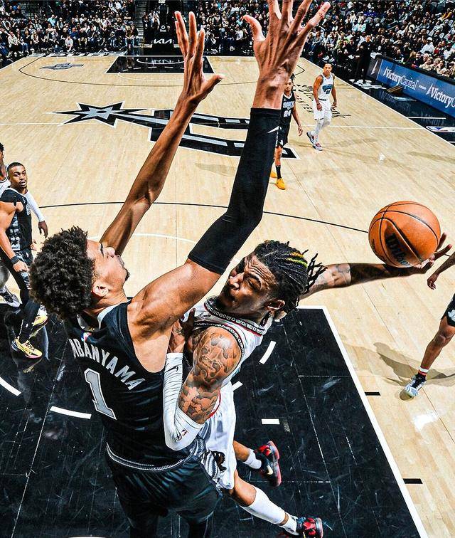 篮网大胜灰熊，将系列赛带至抢七