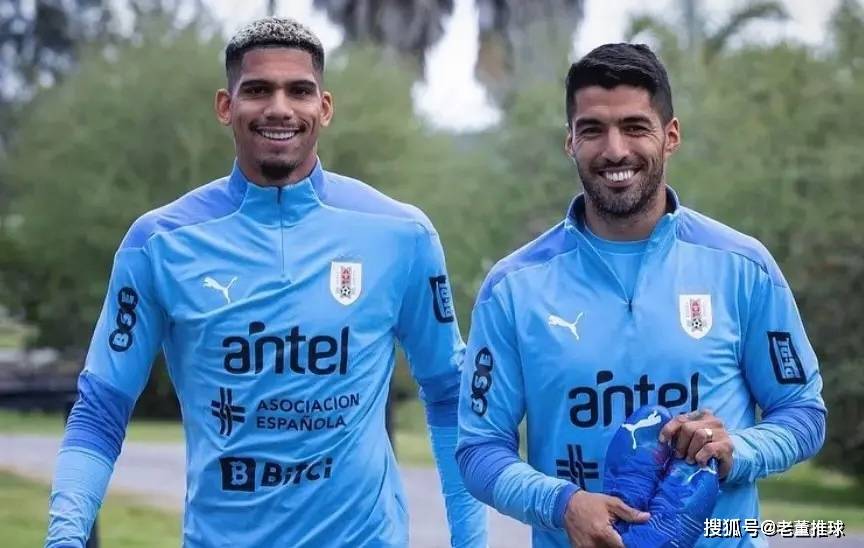 俄罗斯队战平哥伦比亚，实力平分