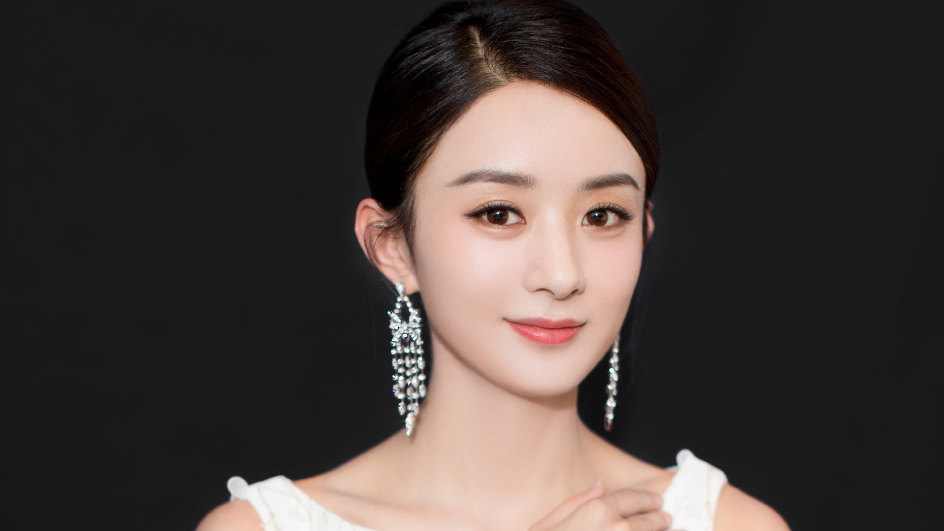 切特大场面先生，关键战再显神威，凯尔特人团队风暴完胜猛龙