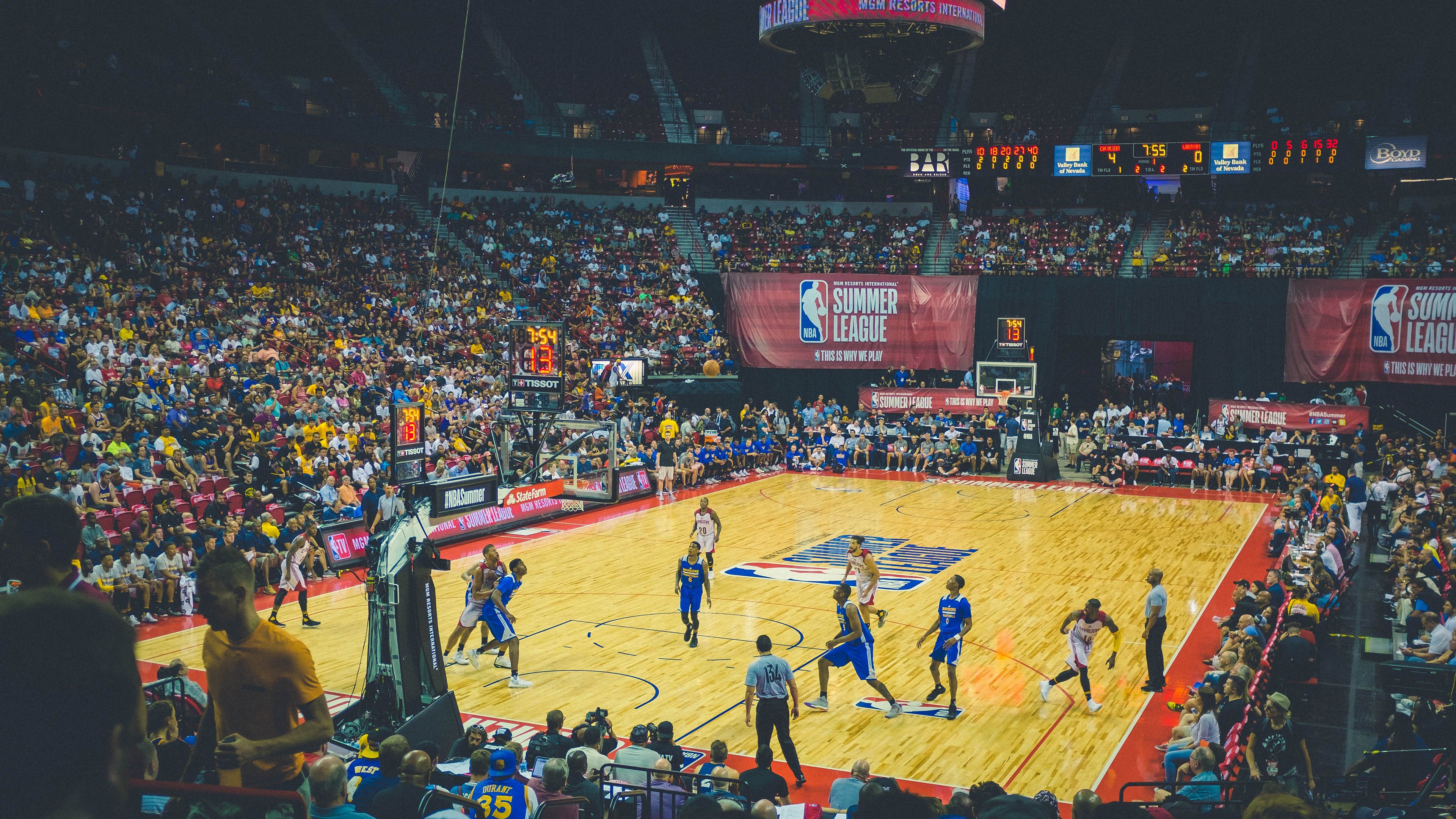 米切尔扛起全队，辽宁队上演惊天翻盘逆转福建