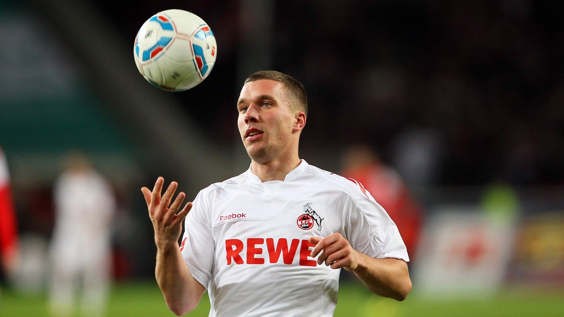 银箭与绿魔的缠斗，佩雷兹绝杀点燃巴林之夜，索伯鏖战力压阿斯顿马丁