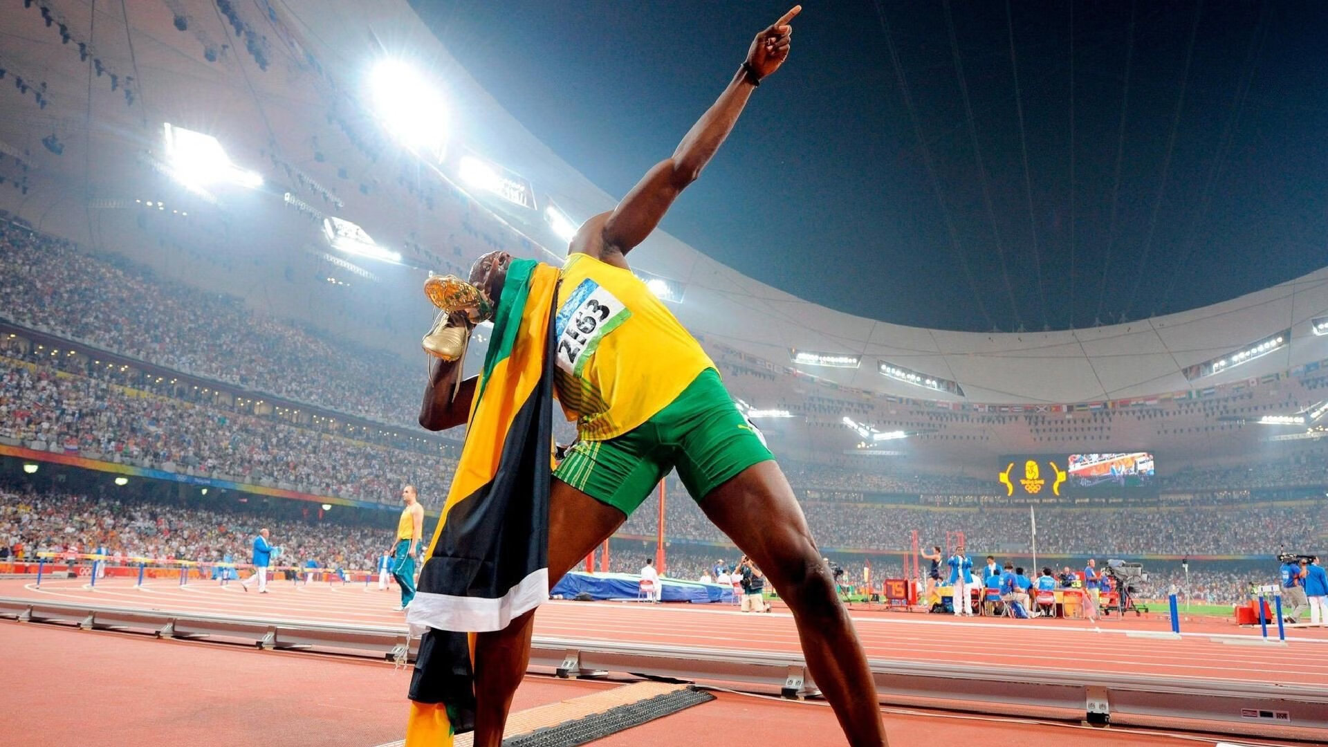 孤胆英雄的魔术时刻,詹姆斯末节爆发,决胜局带走黄蜂